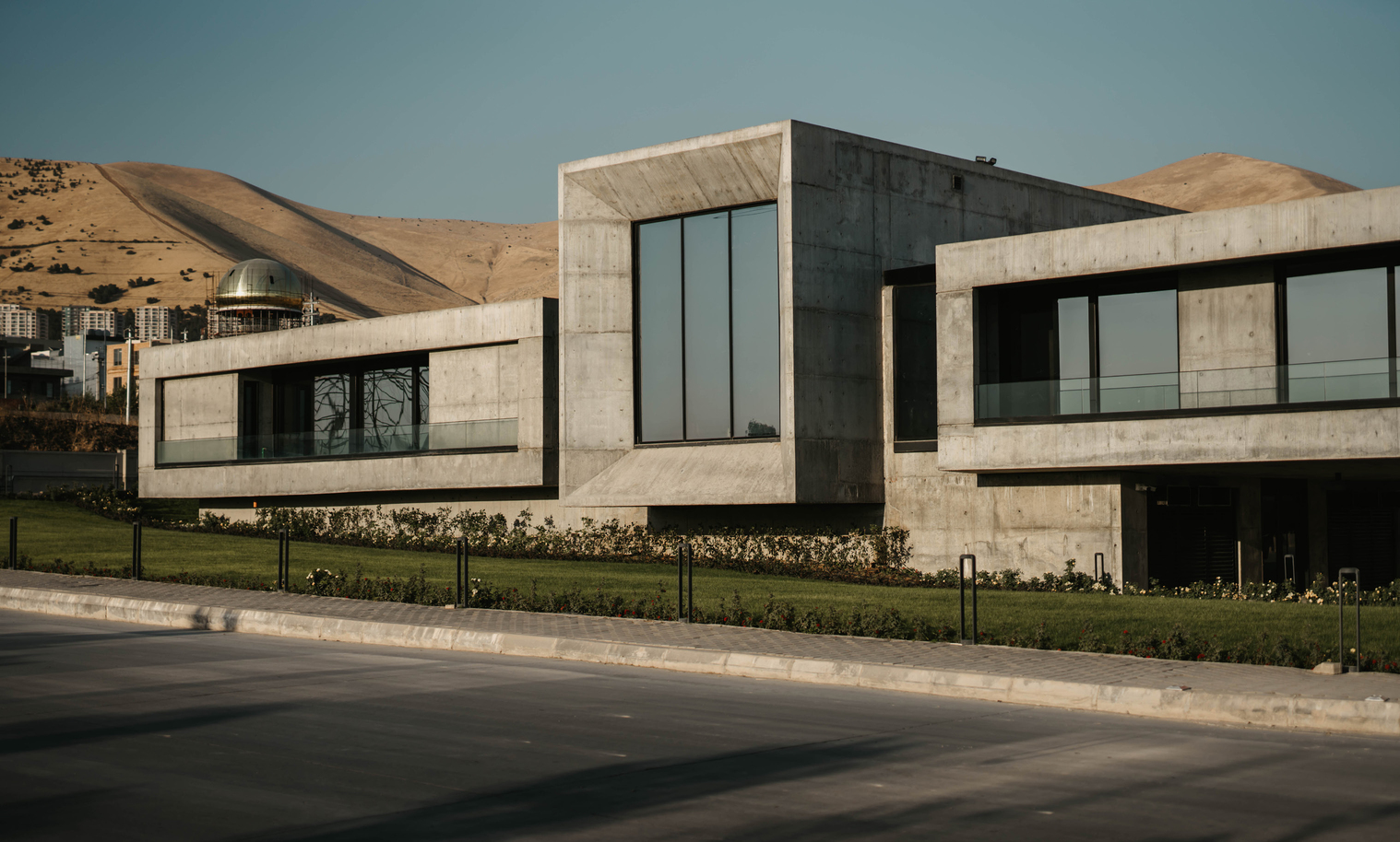 NAJMADEN — 1