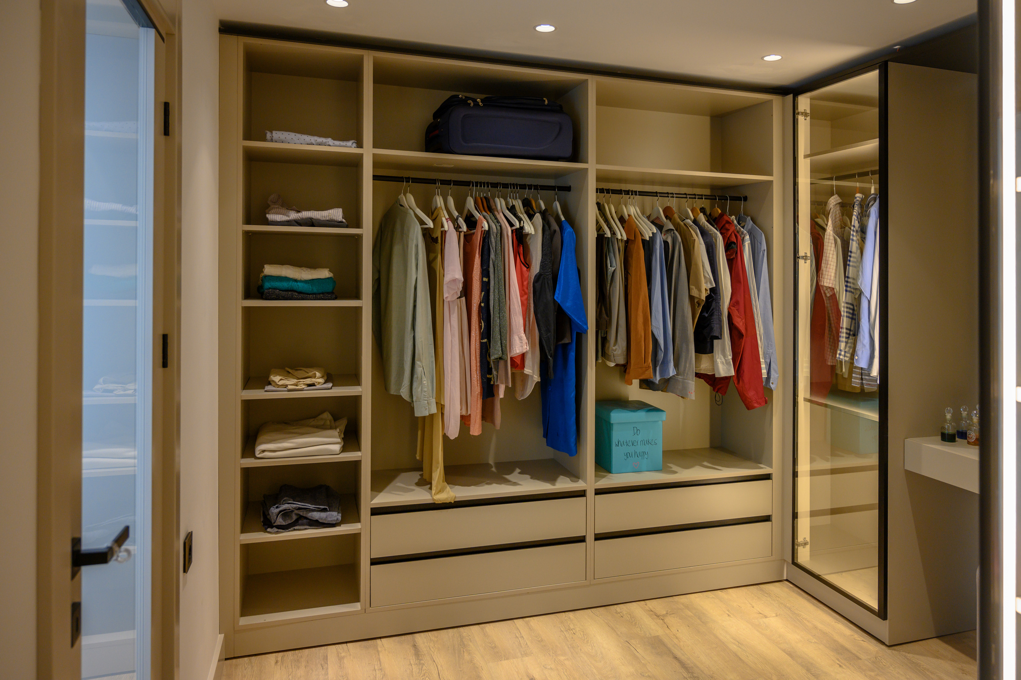 DANİA CITY — 3